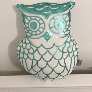 Owl Throw pillow!